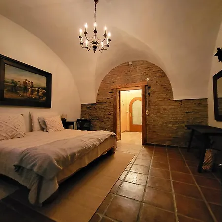 Апартаменты Brick House
