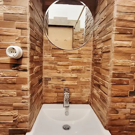 Апартаменты Brick House *