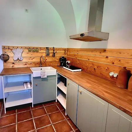 Brick House Апартаменты